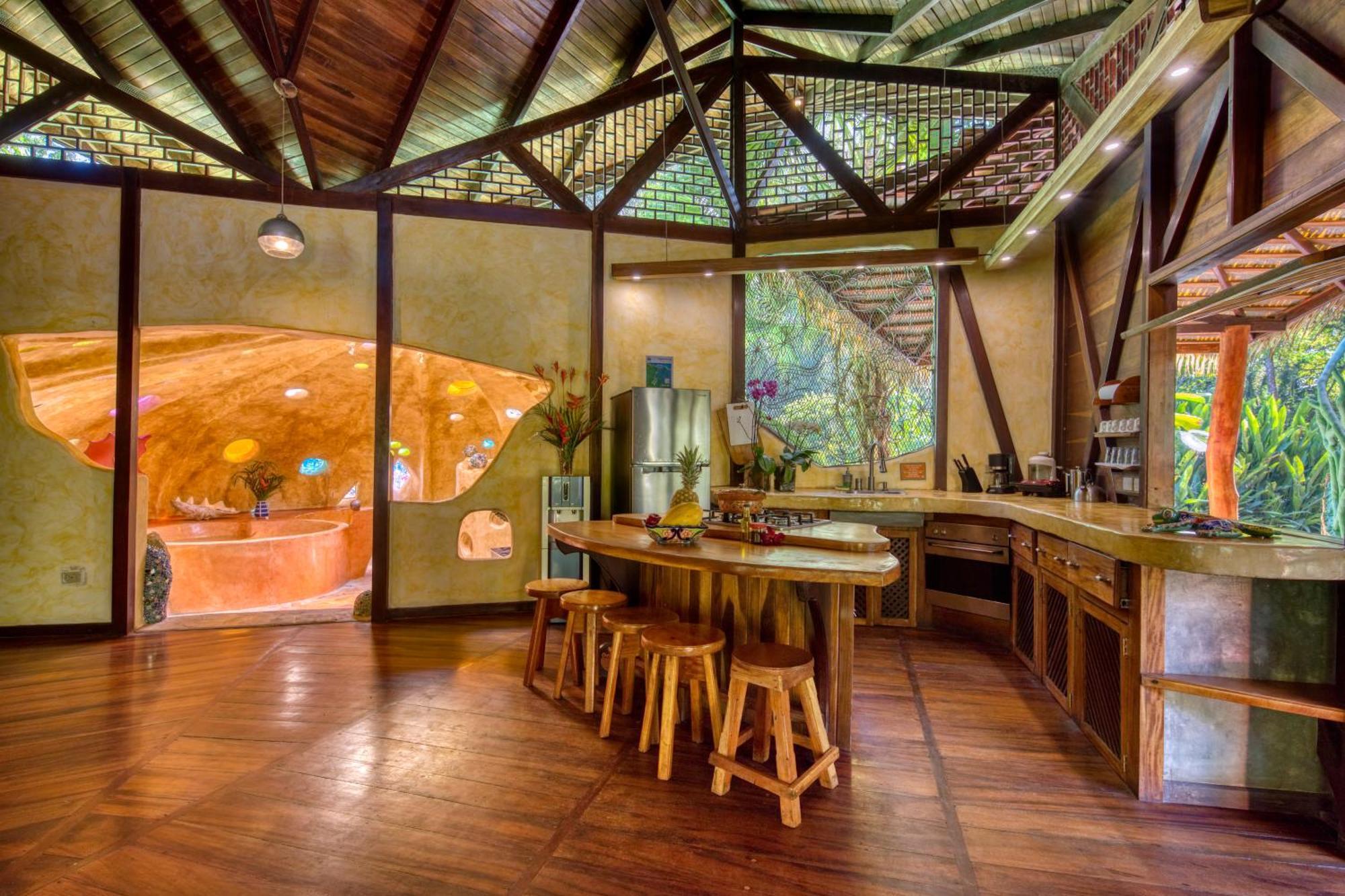 Tree House Beachfront Lodge Puerto Viejo de Talamanca Exterior photo