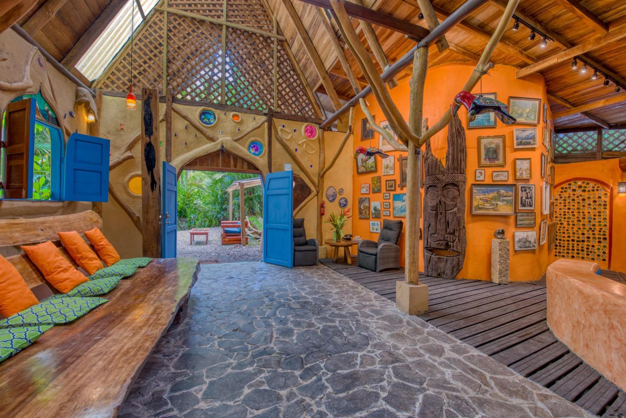 Tree House Beachfront Lodge Puerto Viejo de Talamanca Exterior photo