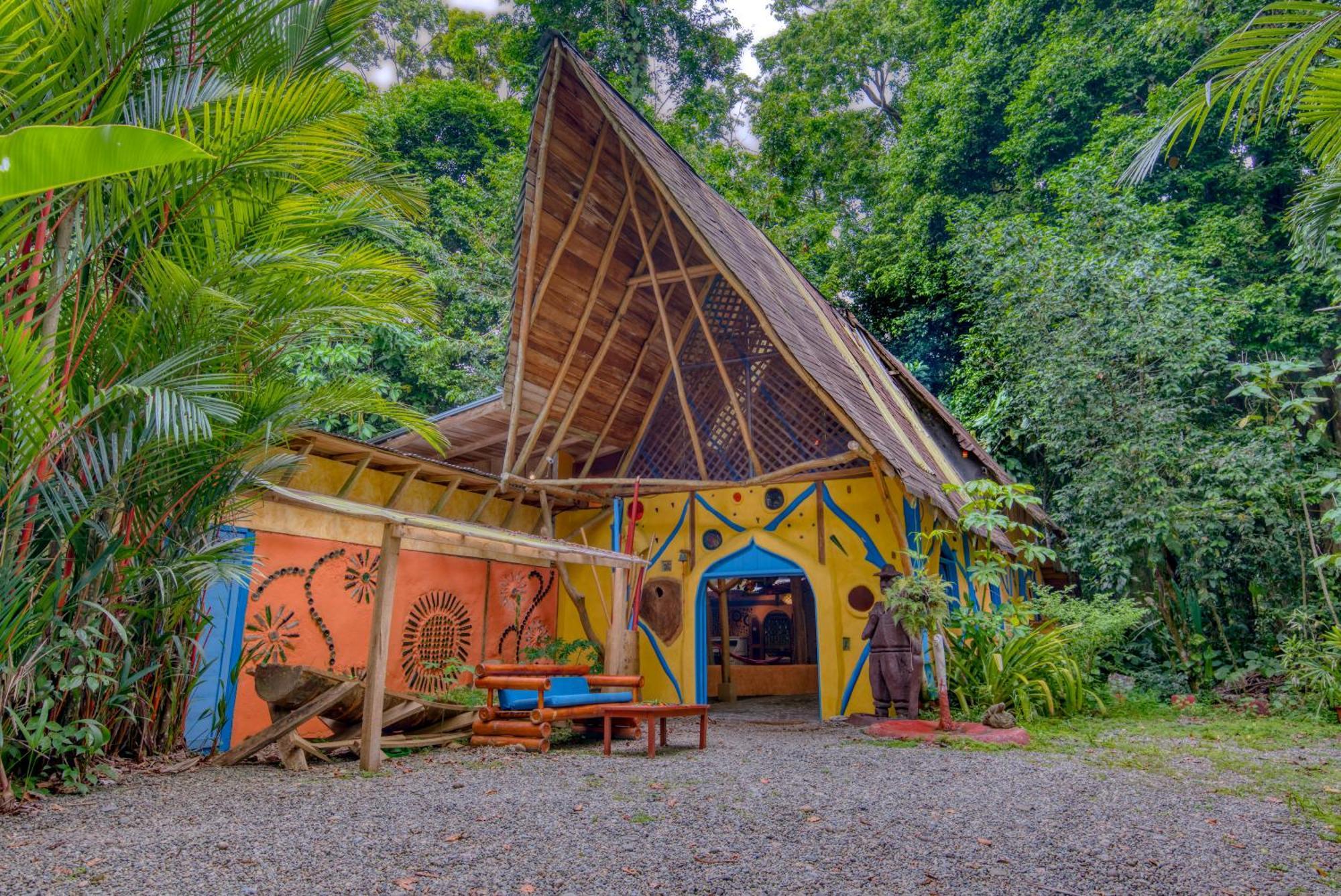 Tree House Beachfront Lodge Puerto Viejo de Talamanca Exterior photo