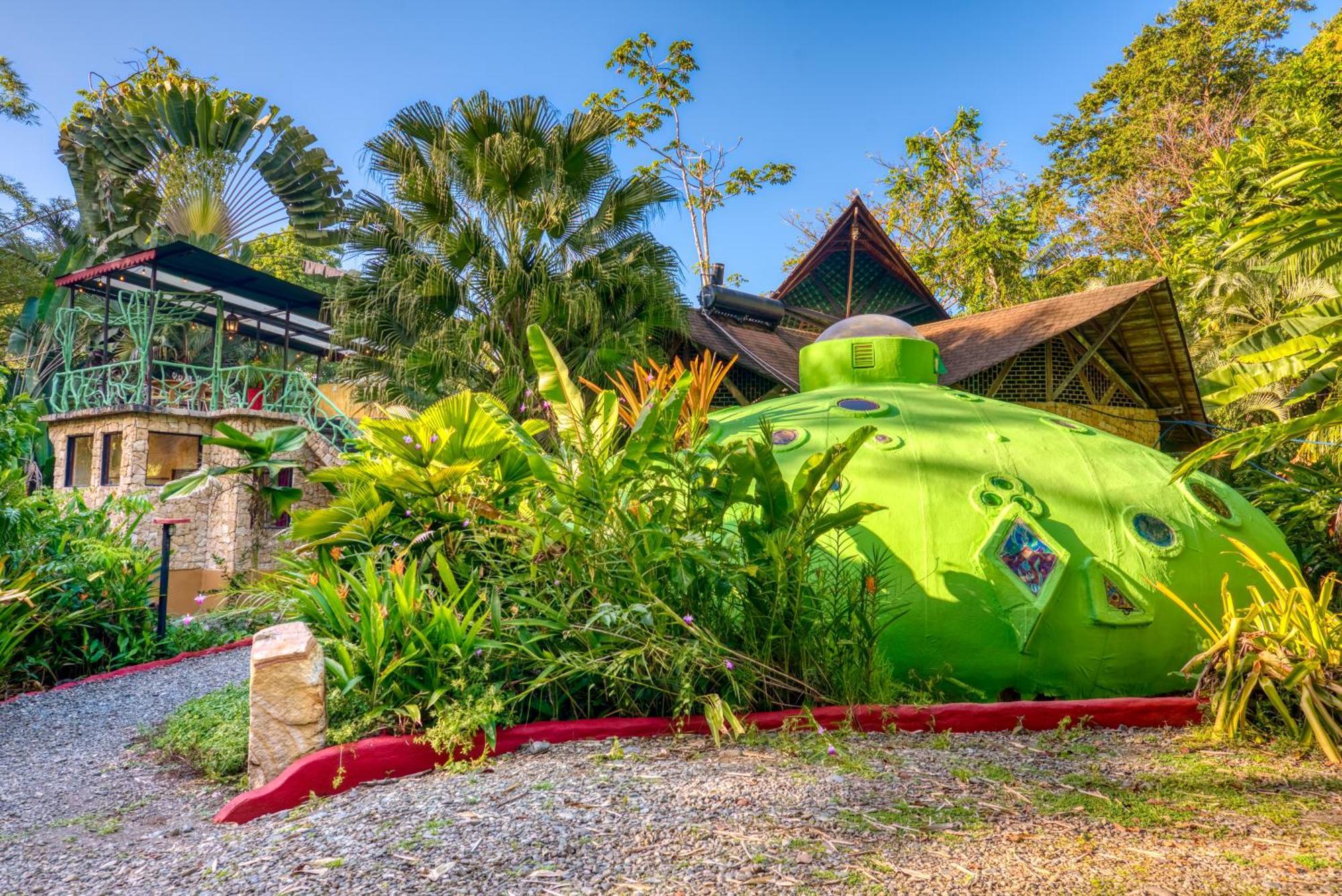 Tree House Beachfront Lodge Puerto Viejo de Talamanca Exterior photo